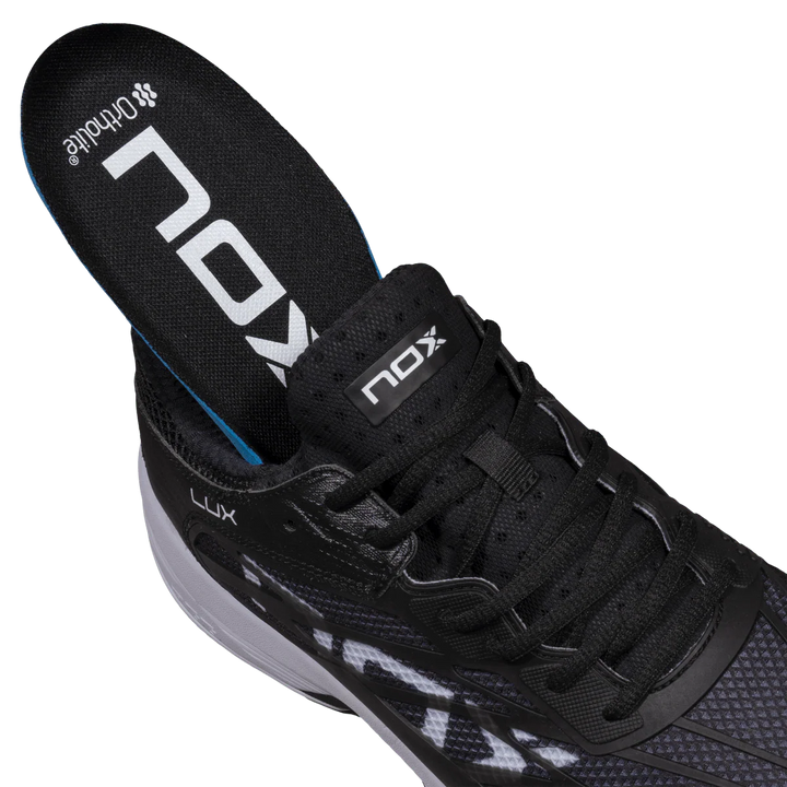 At10 Lux Shoe 2026 - Black / White